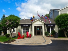 Amsterdam Inn Suites